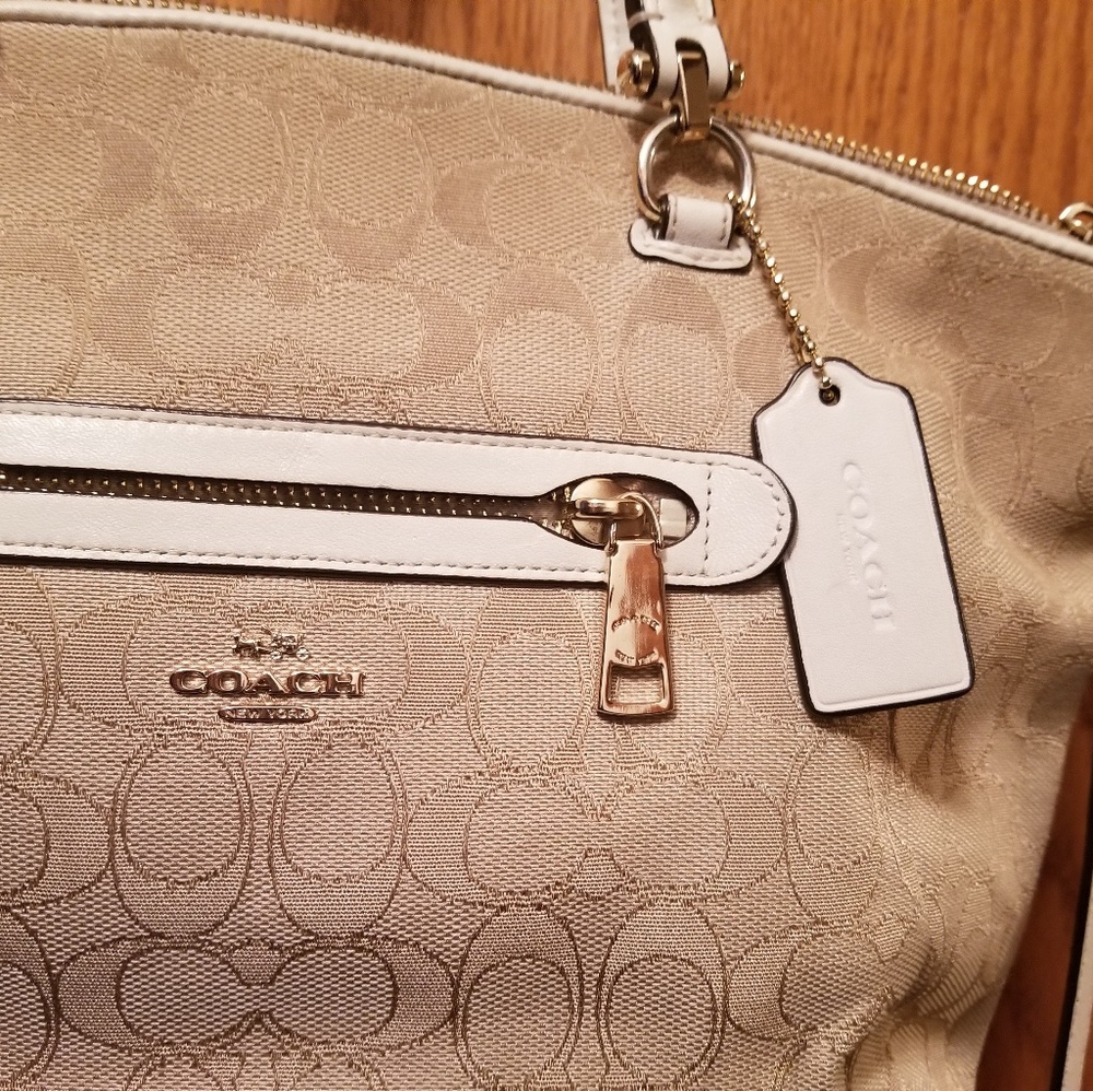 Coach purse